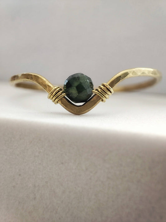 Trust Collection, grüner Turmalin/ Messing