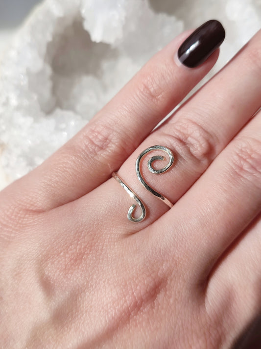 Verstellbarer Ring Versilbert